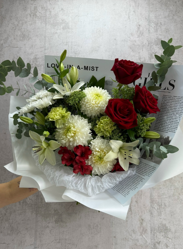 Стильный сборный букет  от интернет-магазина цветов в 